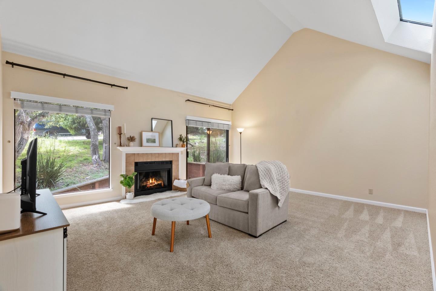 Detail Gallery Image 1 of 29 For 400 Mar Vista Dr #2,  Monterey,  CA 93940 - 2 Beds | 2 Baths