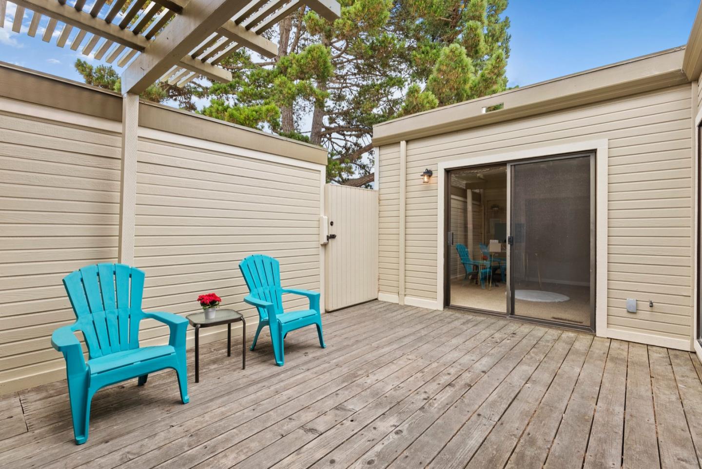 Detail Gallery Image 5 of 29 For 400 Mar Vista Dr #2,  Monterey,  CA 93940 - 2 Beds | 2 Baths