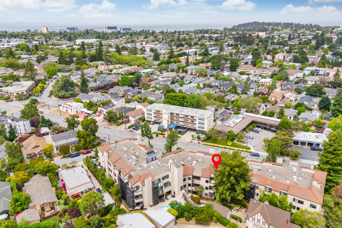 Detail Gallery Image 25 of 28 For 425 N El Camino Real #301,  San Mateo,  CA 94401 - 2 Beds | 2 Baths