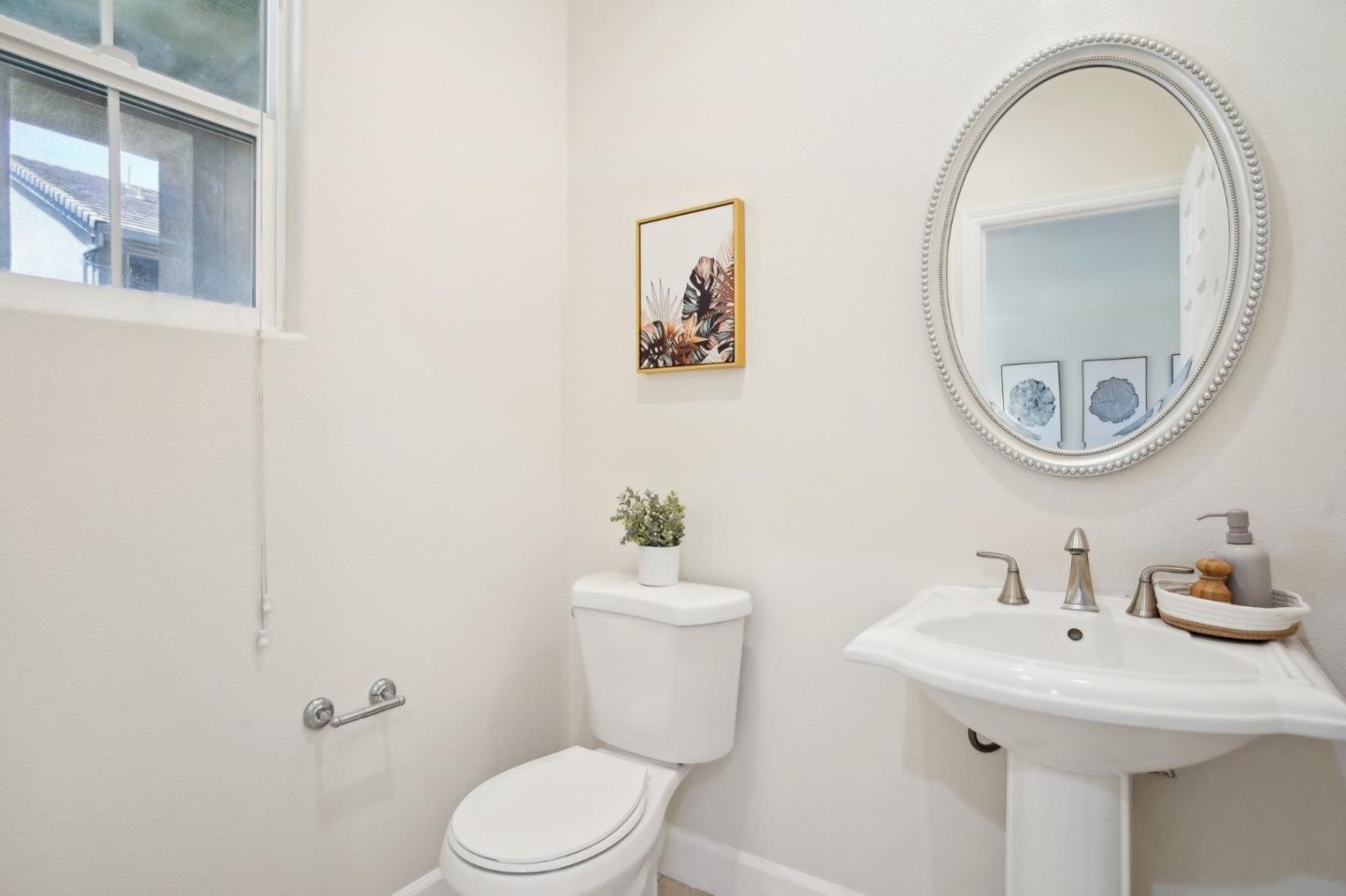 Detail Gallery Image 6 of 30 For 3756 Evangelho Cir, San Jose,  CA 95148 - 3 Beds | 2/1 Baths