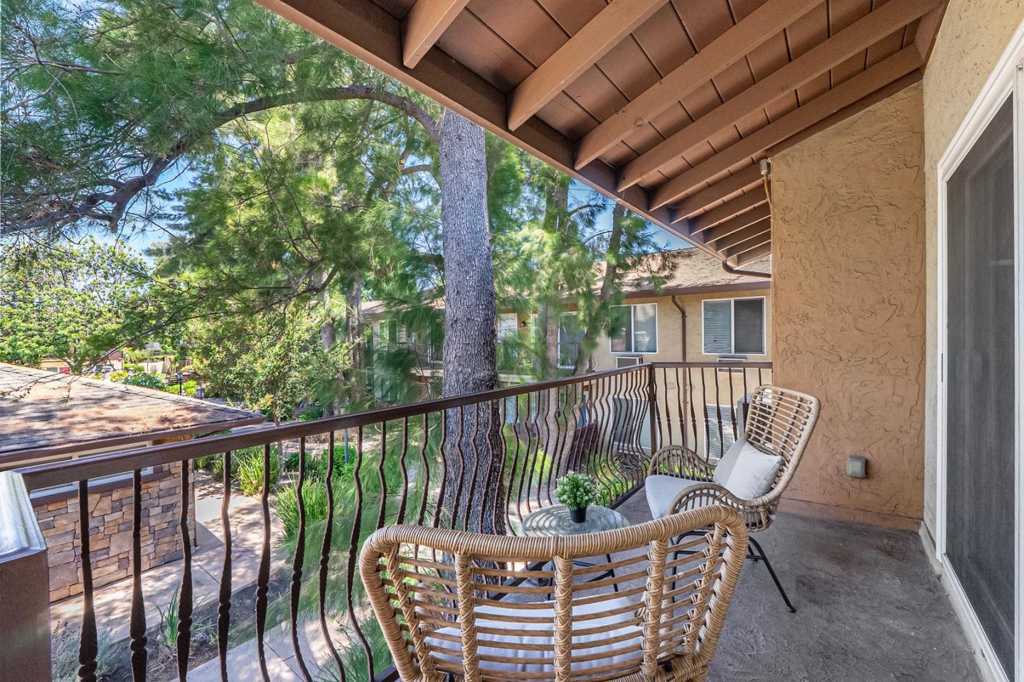 Detail Gallery Image 20 of 38 For 2580 Homestead Rd #5201,  Santa Clara,  CA 95051 - 2 Beds | 1/1 Baths