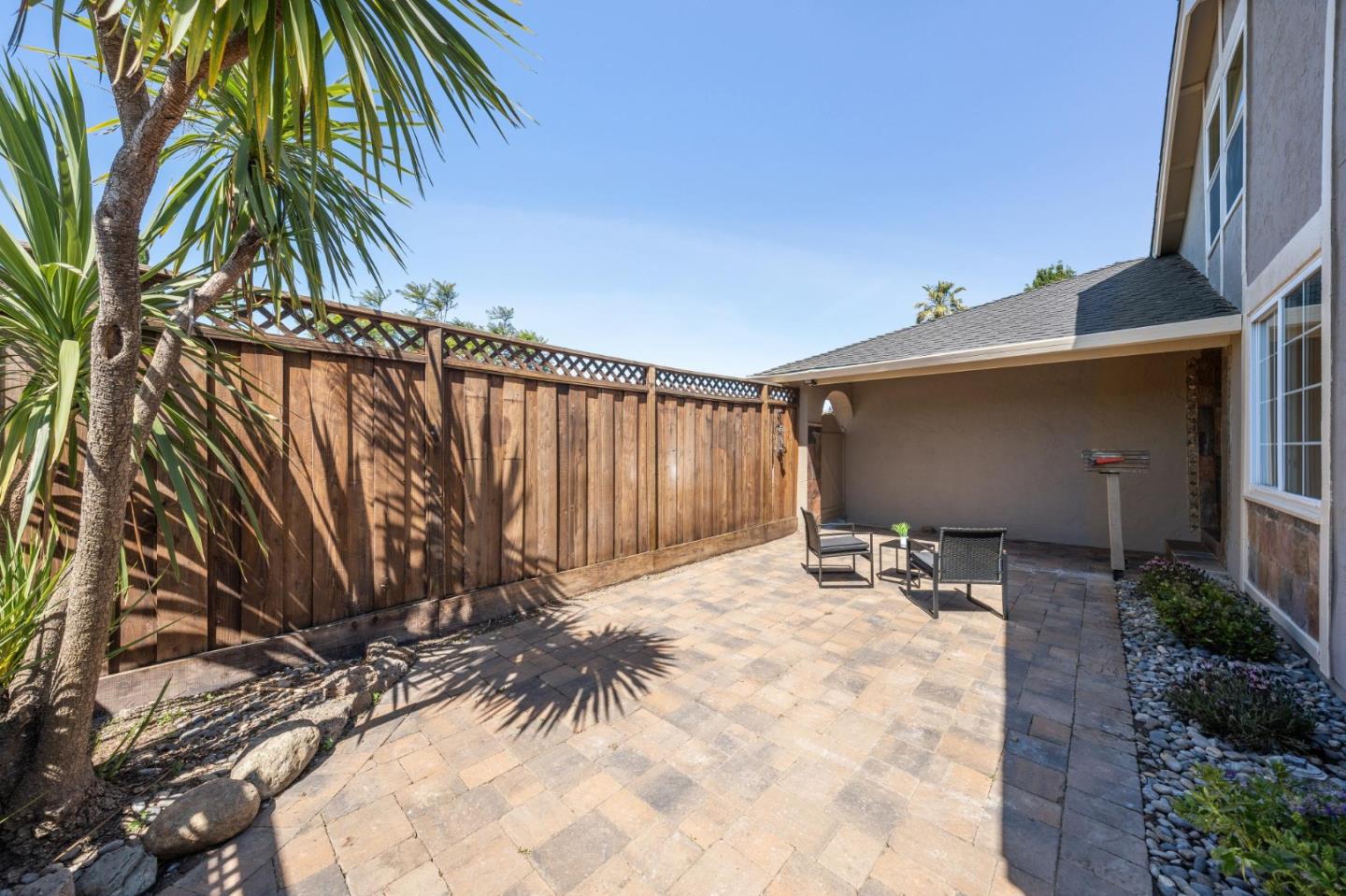 Detail Gallery Image 4 of 63 For 578 Keelson Cir, Redwood City,  CA 94065 - 3 Beds | 2 Baths