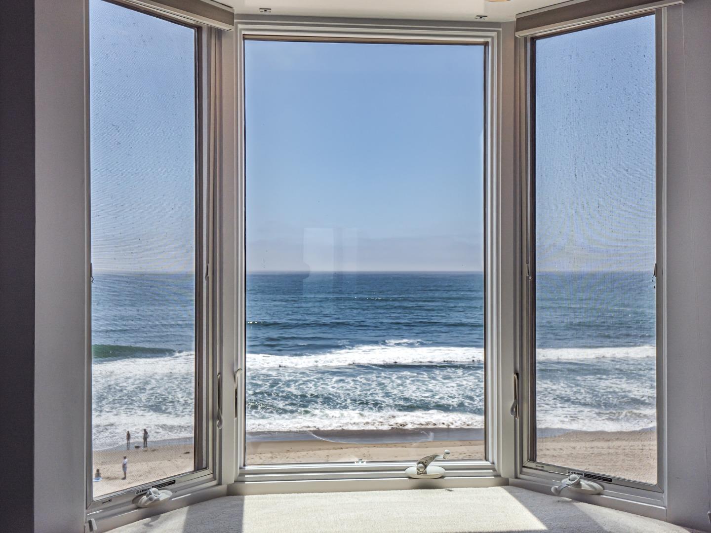 Detail Gallery Image 24 of 61 For 372 Oceanview Dr, La Selva Beach,  CA 95076 - 3 Beds | 3 Baths