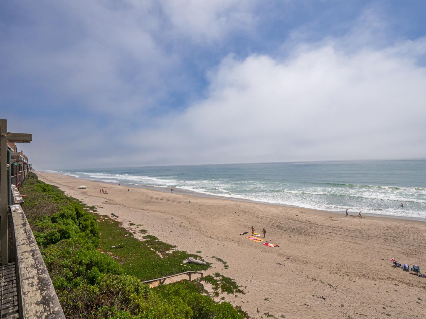 Detail Gallery Image 36 of 61 For 372 Oceanview Dr, La Selva Beach,  CA 95076 - 3 Beds | 3 Baths