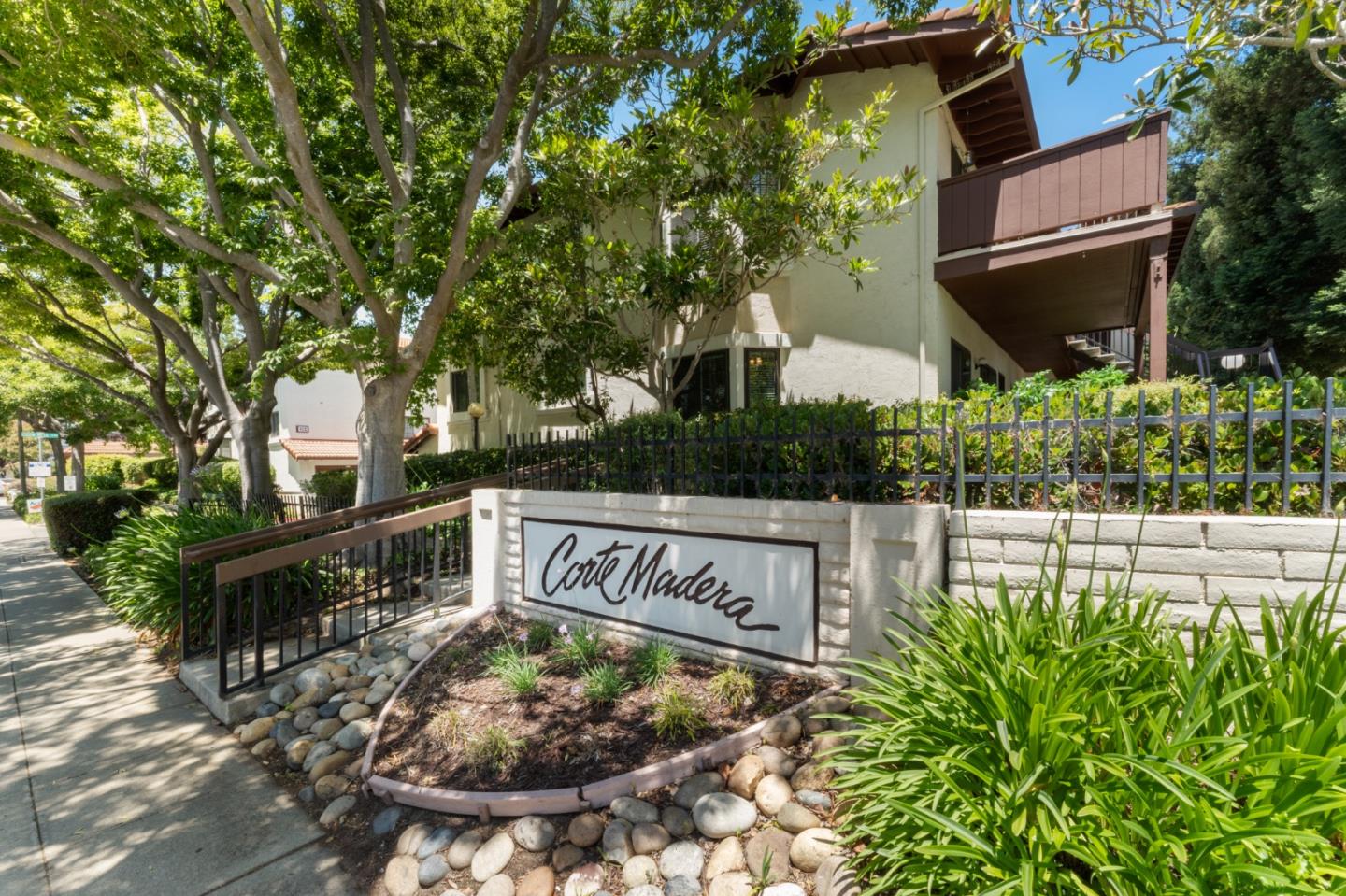 Detail Gallery Image 51 of 73 For 442-F Costa Mesa Ter, Sunnyvale,  CA 94085 - 2 Beds | 1 Baths