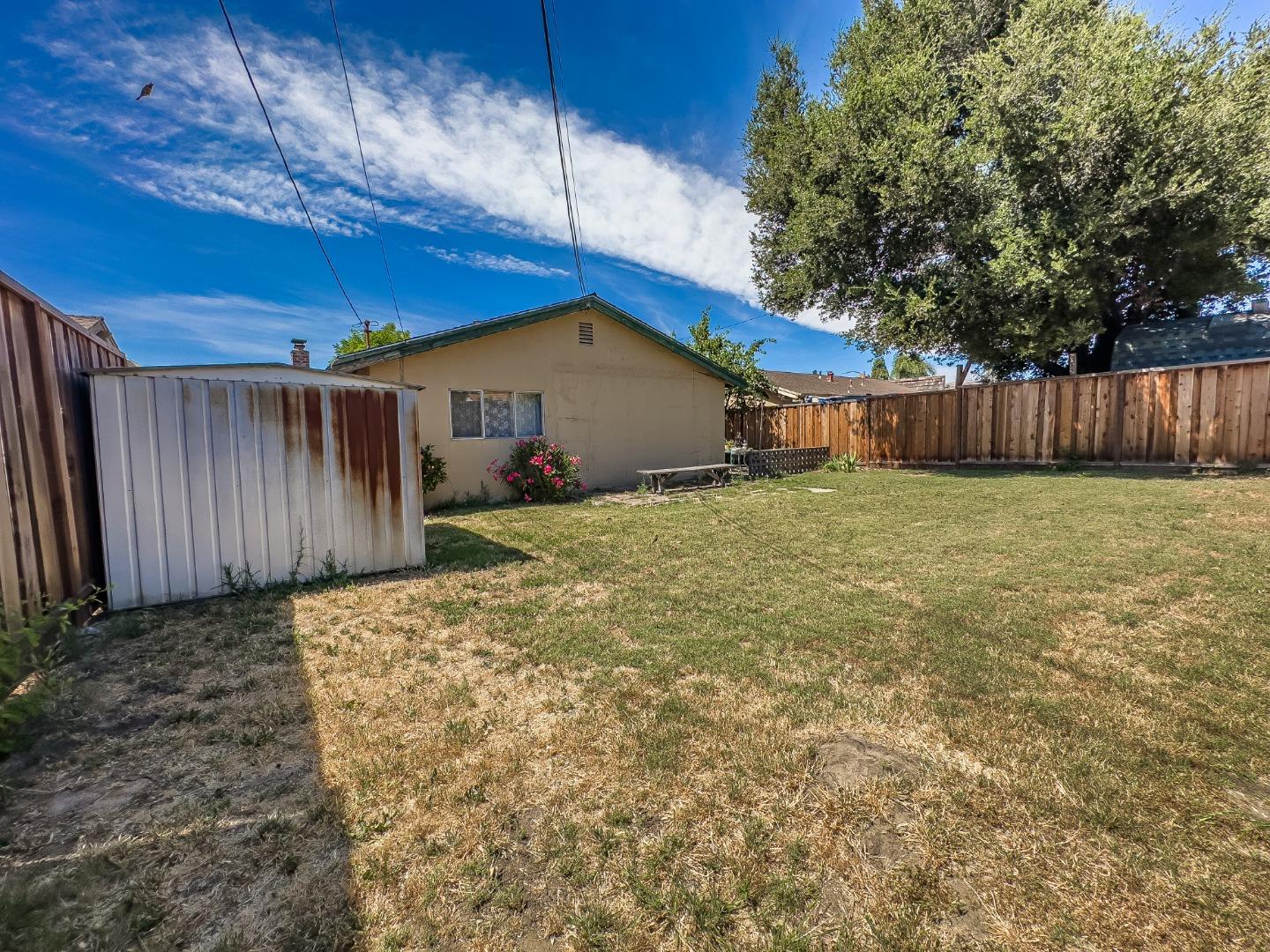 Detail Gallery Image 14 of 16 For 1942 Story Rd, San Jose,  CA 95122 - 3 Beds | 2 Baths