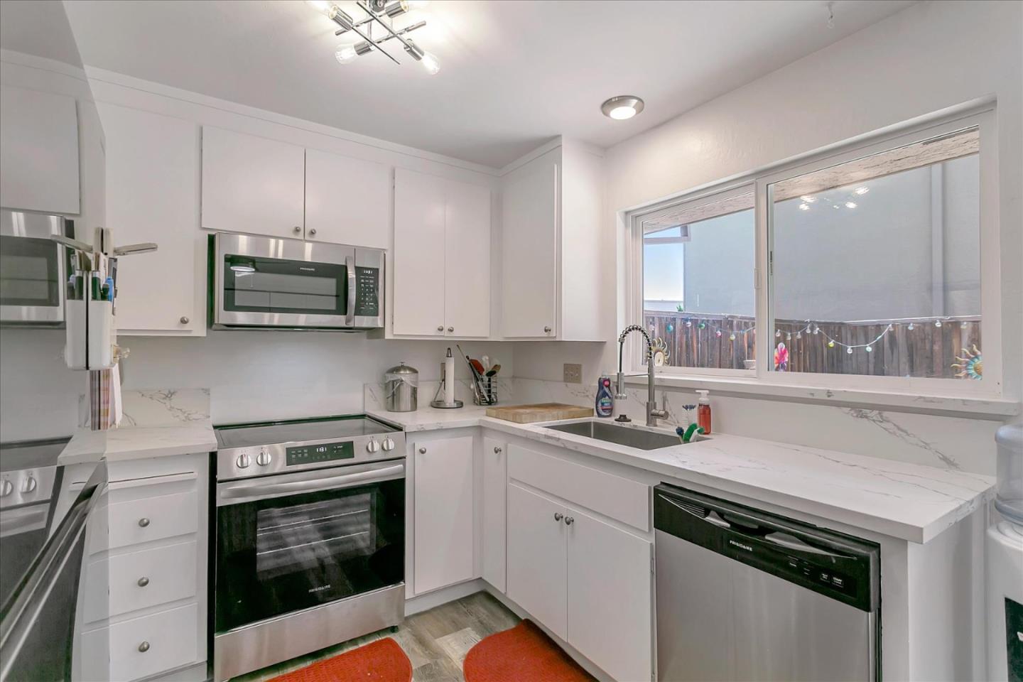 Detail Gallery Image 12 of 37 For 470 N Winchester Blvd #203,  Santa Clara,  CA 95050 - 2 Beds | 2/1 Baths