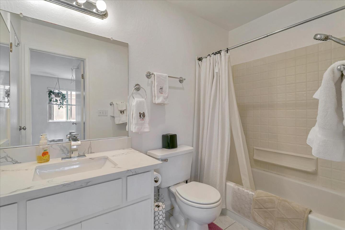Detail Gallery Image 28 of 37 For 470 N Winchester Blvd #203,  Santa Clara,  CA 95050 - 2 Beds | 2/1 Baths