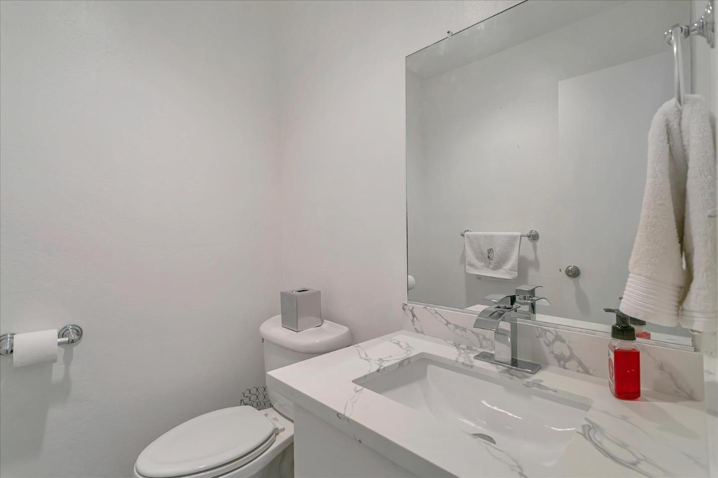 Detail Gallery Image 31 of 37 For 470 N Winchester Blvd #203,  Santa Clara,  CA 95050 - 2 Beds | 2/1 Baths