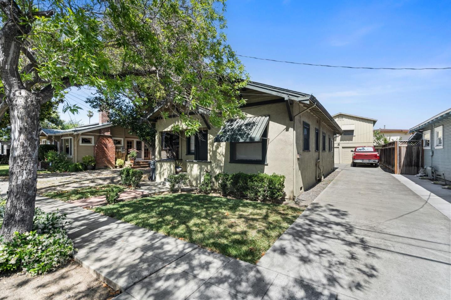 Detail Gallery Image 3 of 12 For 388 Rutland Ave, San Jose,  CA 95128 - 3 Beds | 2 Baths