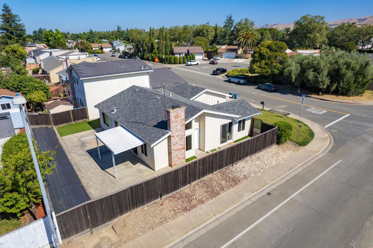 Detail Gallery Image 7 of 48 For 34999 Skylark Dr, Union City,  CA 94587 - 3 Beds | 2 Baths