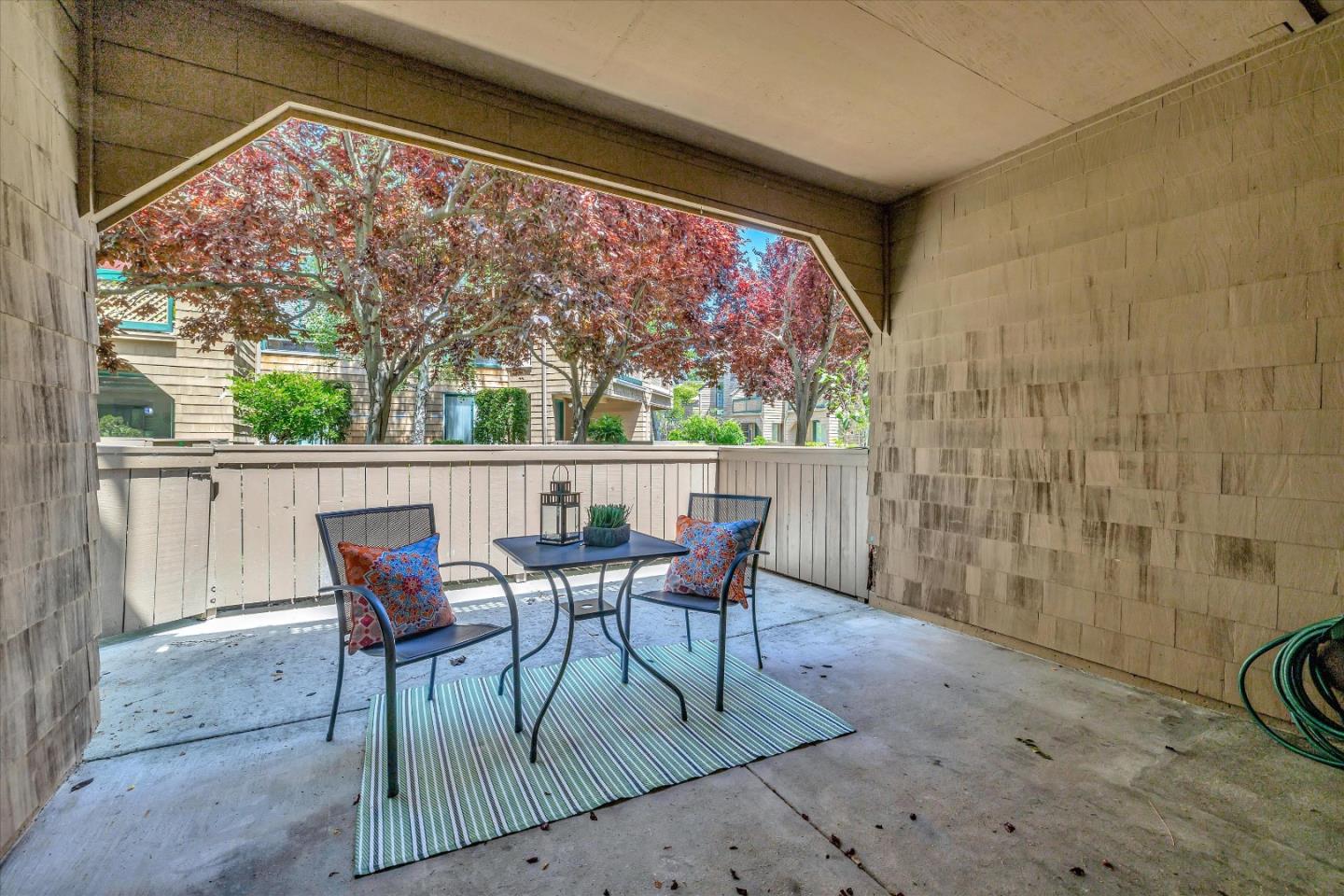 Detail Gallery Image 16 of 19 For 35 Pelican Ln, Redwood Shores,  CA 94065 - 1 Beds | 1 Baths