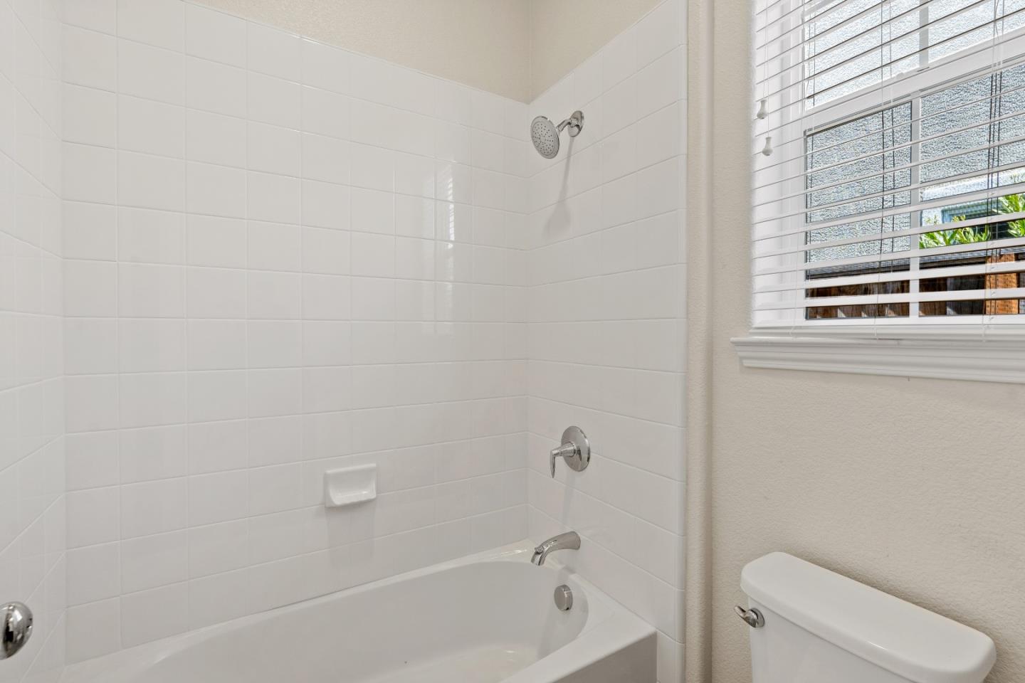 18226 Caldwell St, Monterey County, CA 93933 photo 32