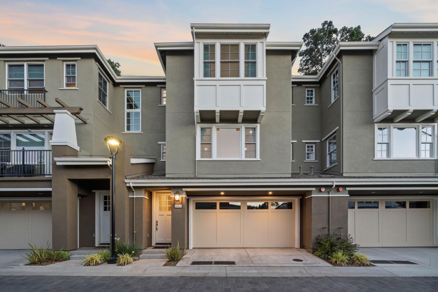 Detail Gallery Image 1 of 1 For 18848 Montalvo Oaks Cir, Los Gatos,  CA 95030 - 3 Beds | 2/1 Baths