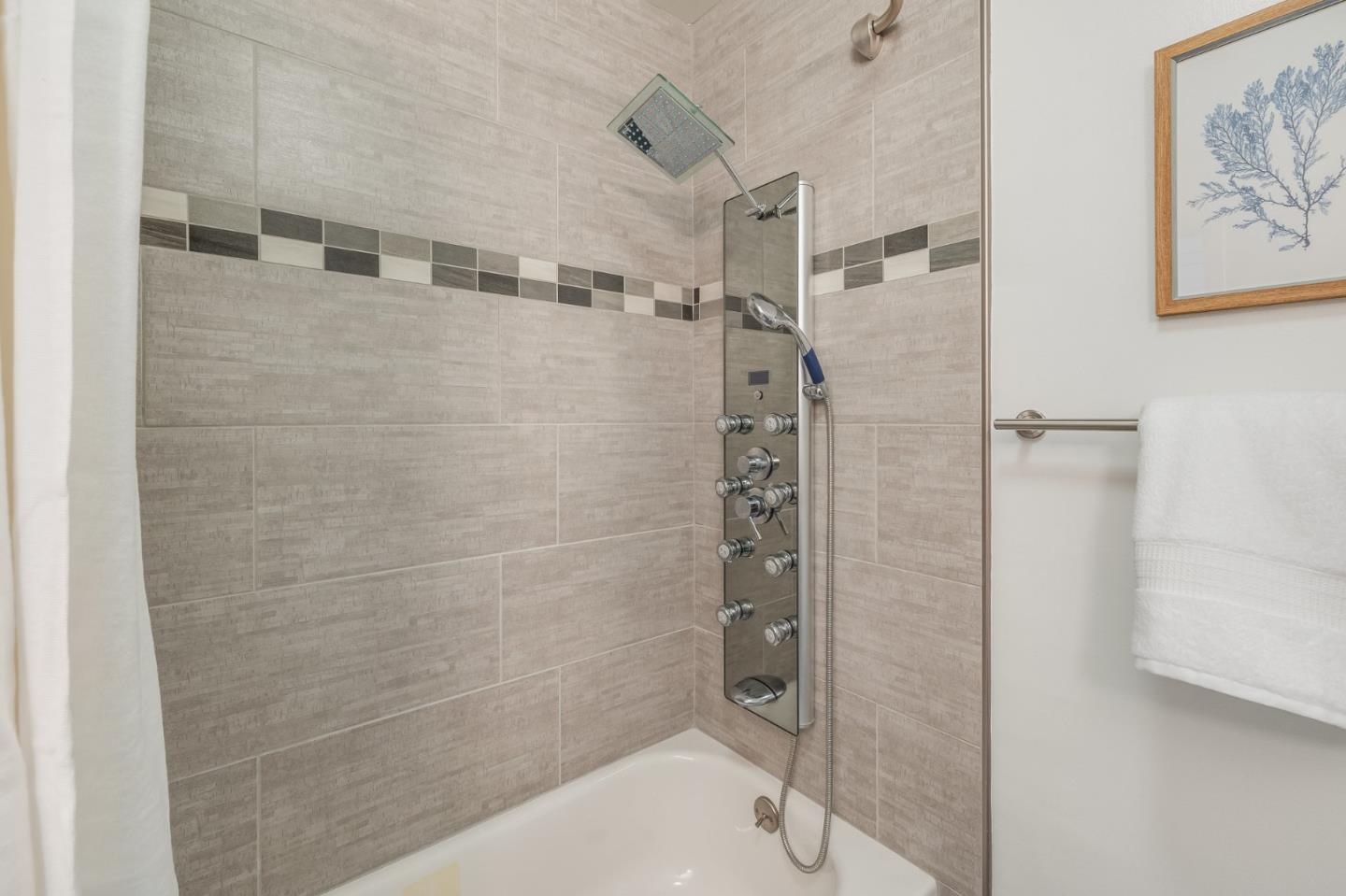 Detail Gallery Image 26 of 37 For 1101 Continentals Way #312,  Belmont,  CA 94002 - 2 Beds | 2 Baths