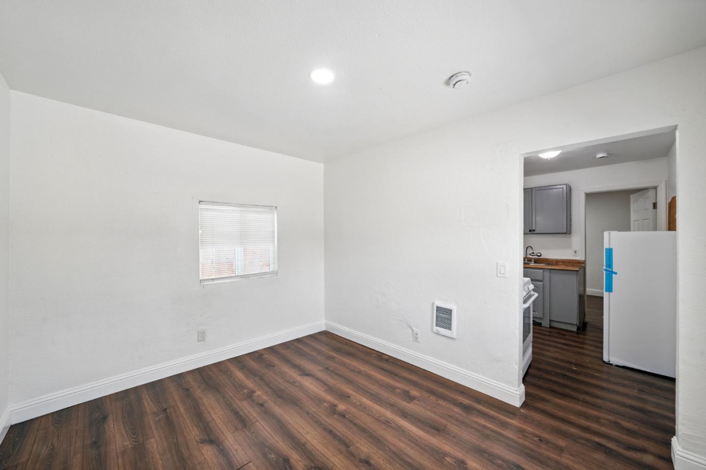 Detail Gallery Image 14 of 25 For 462 Delhi Ave, Stockton,  CA 95206 - – Beds | – Baths