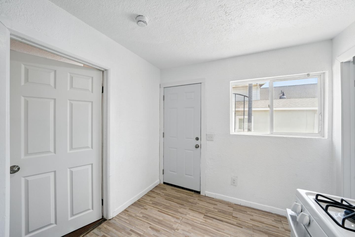Detail Gallery Image 7 of 25 For 462 Delhi Ave, Stockton,  CA 95206 - – Beds | – Baths