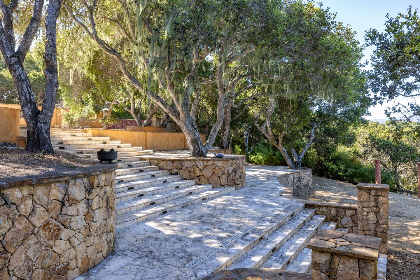 Detail Gallery Image 32 of 36 For 25490 via Paloma, Carmel Valley,  CA 93923 - 3 Beds | 2/1 Baths