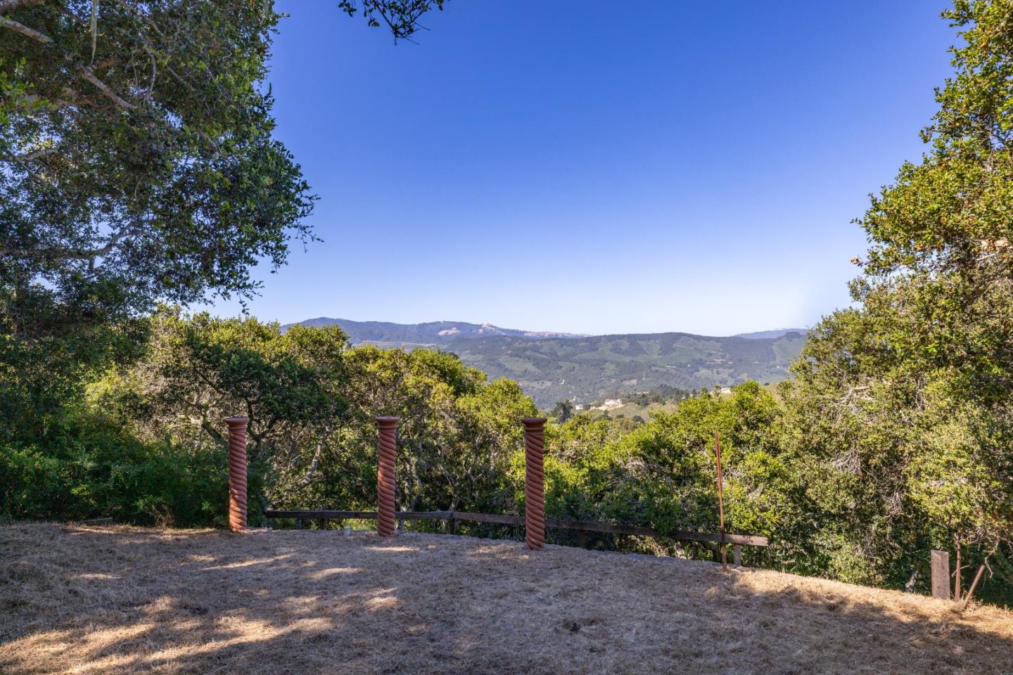 Detail Gallery Image 34 of 36 For 25490 via Paloma, Carmel Valley,  CA 93923 - 3 Beds | 2/1 Baths