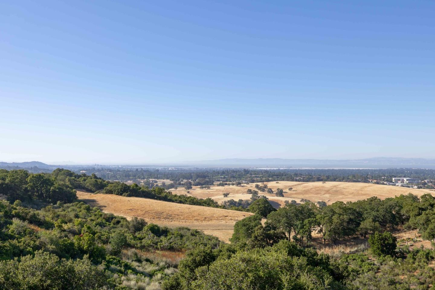 Detail Gallery Image 44 of 51 For 138 Goya Rd, Portola Valley,  CA 94028 - 7 Beds | 7/1 Baths