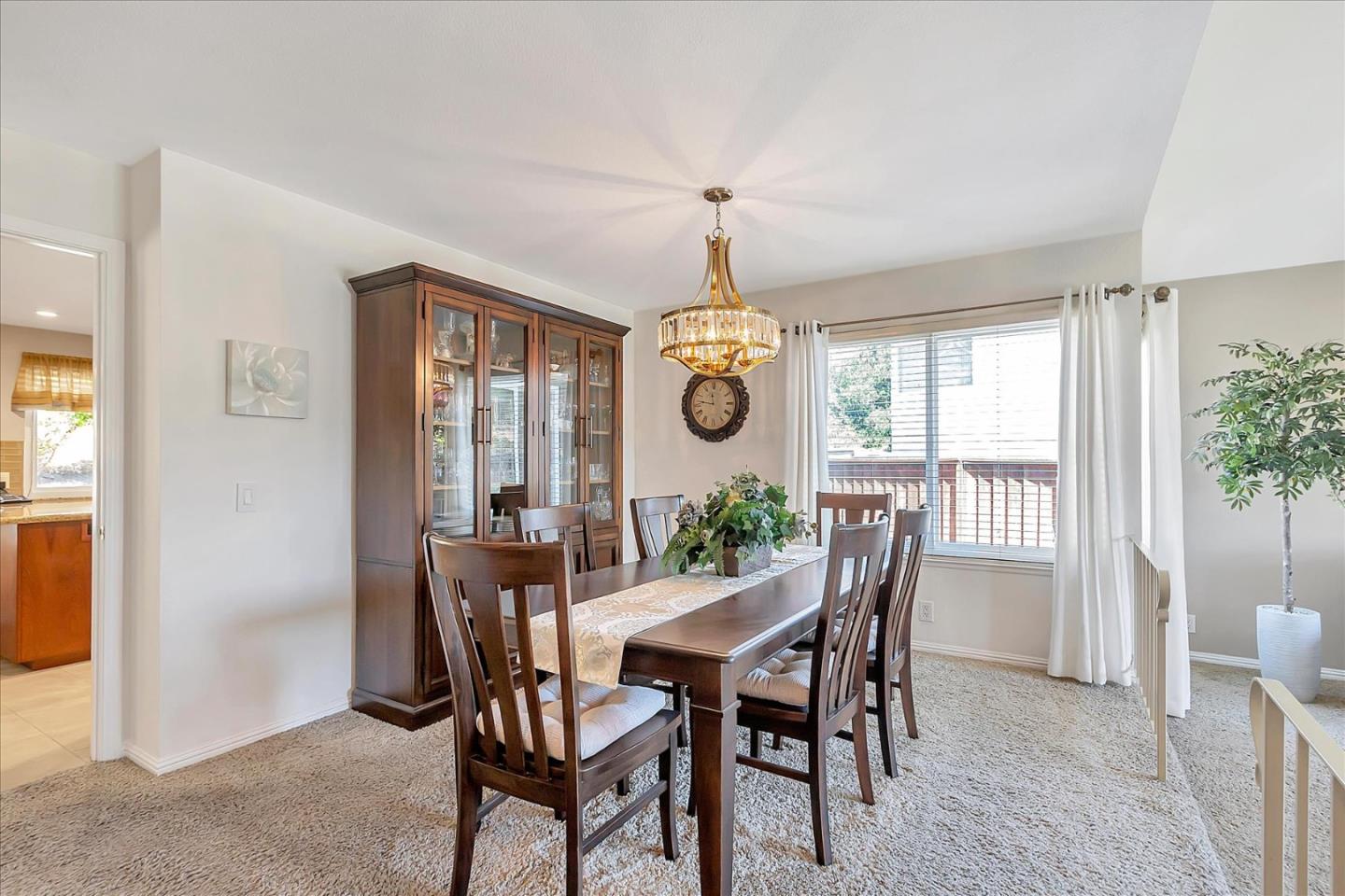Detail Gallery Image 15 of 45 For 6426 Curie Ct, San Jose,  CA 95123 - 4 Beds | 2/1 Baths
