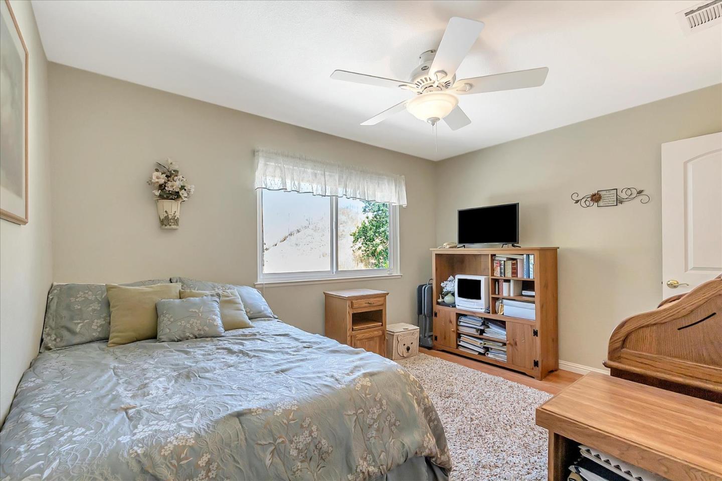 Detail Gallery Image 21 of 45 For 6426 Curie Ct, San Jose,  CA 95123 - 4 Beds | 2/1 Baths