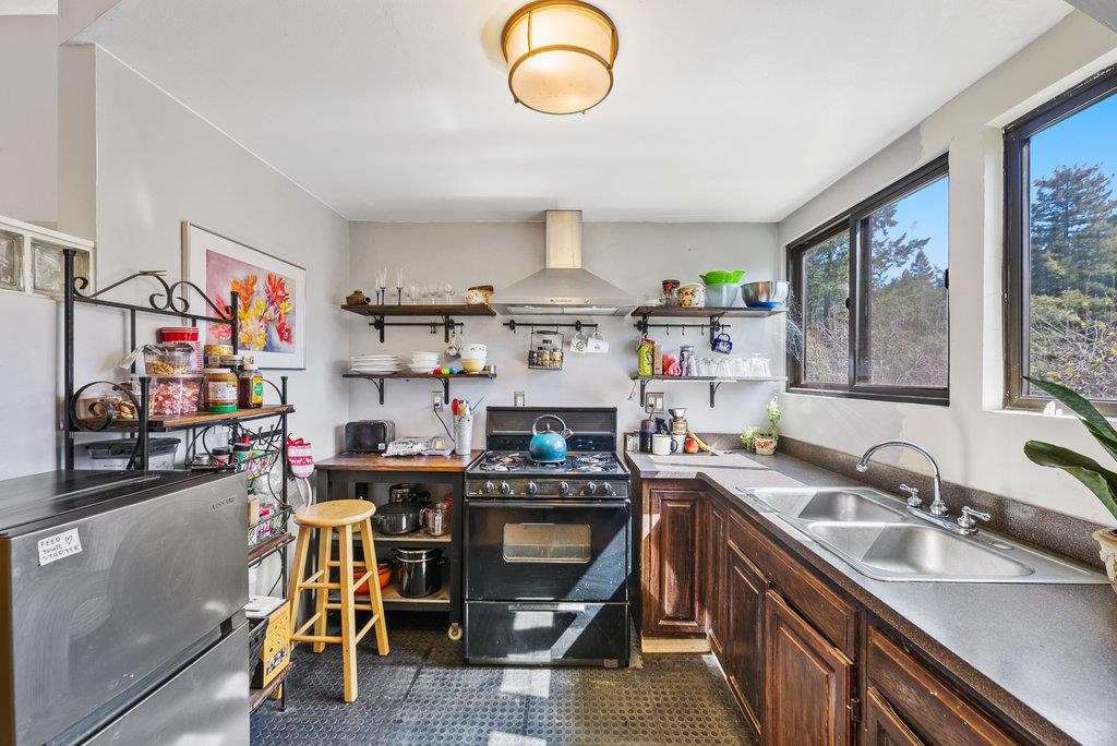 Detail Gallery Image 13 of 30 For 2900 Buzzard Lagoon Rd, Corralitos,  CA 95076 - 3 Beds | 2 Baths