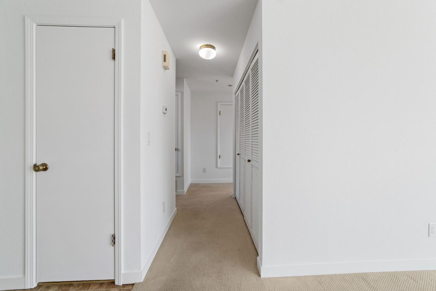 Detail Gallery Image 11 of 31 For 755 Mountain View Dr #2,  Daly City,  CA 94014 - 2 Beds | 2 Baths