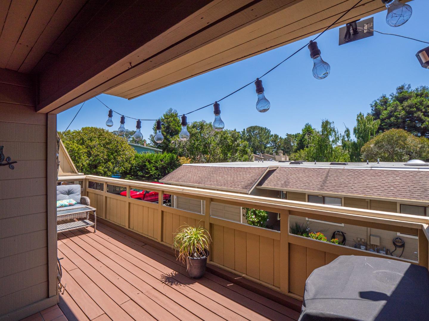 Detail Gallery Image 17 of 65 For 1730 Seascape Blvd, Aptos,  CA 95003 - 3 Beds | 2/1 Baths
