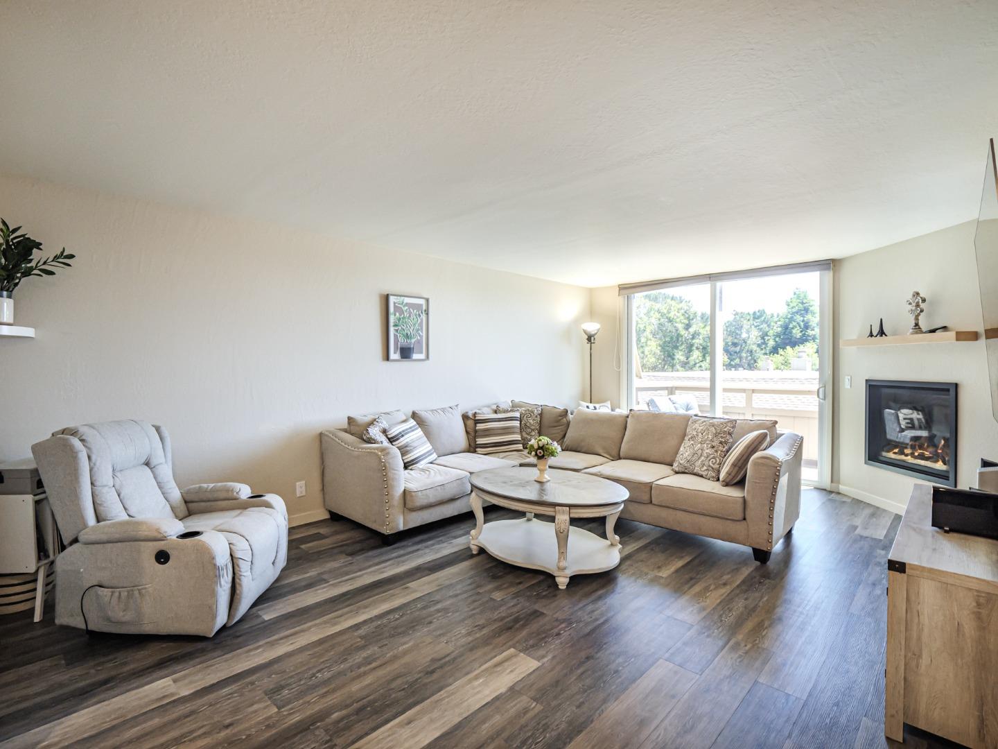 Detail Gallery Image 7 of 65 For 1730 Seascape Blvd, Aptos,  CA 95003 - 3 Beds | 2/1 Baths