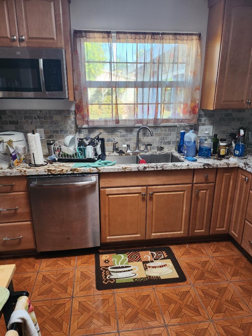 1513 W 124th St, West Athens, CA 90047 photo 10