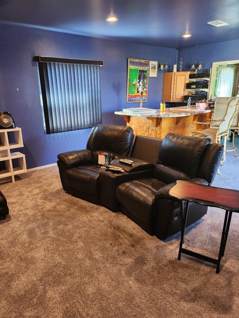 1513 W 124th St, West Athens, CA 90047 photo 9