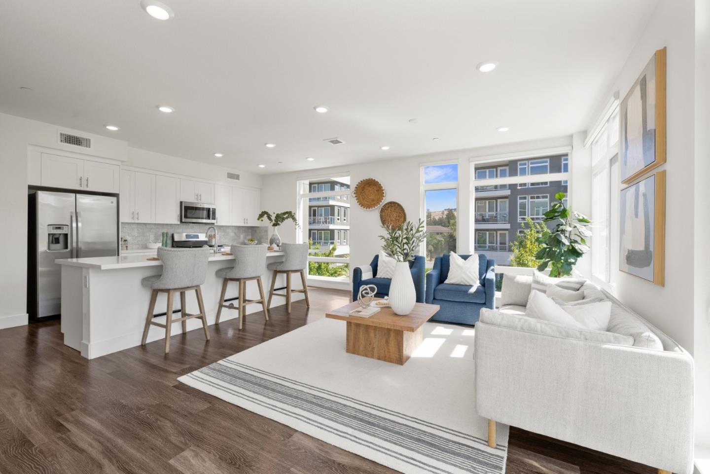 Browse Active AVENUE ONE Condos For Sale