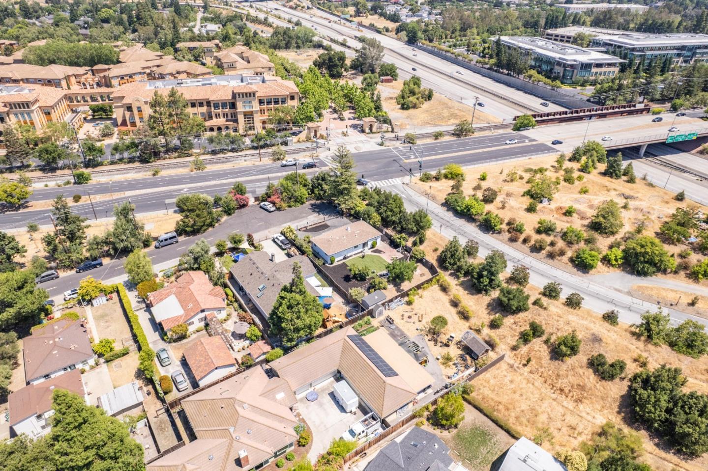 Detail Gallery Image 89 of 121 For 14345 Capri Dr, Los Gatos,  CA 95032 - 2 Beds | 1 Baths