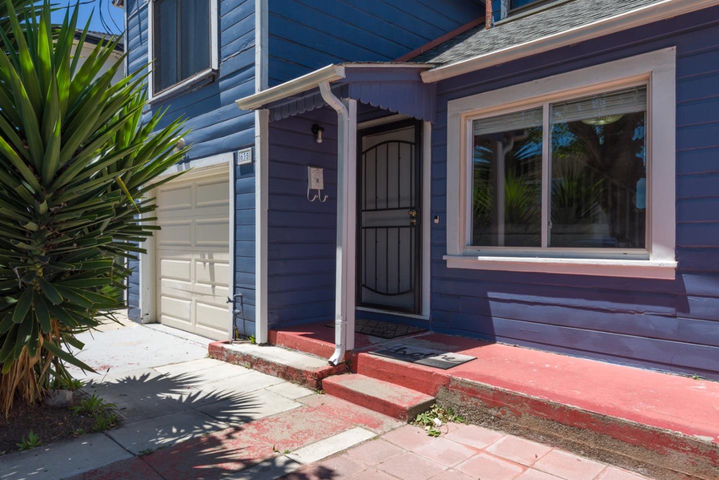 Detail Gallery Image 3 of 24 For 635 Pine St, San Bruno,  CA 94066 - 3 Beds | 2/1 Baths