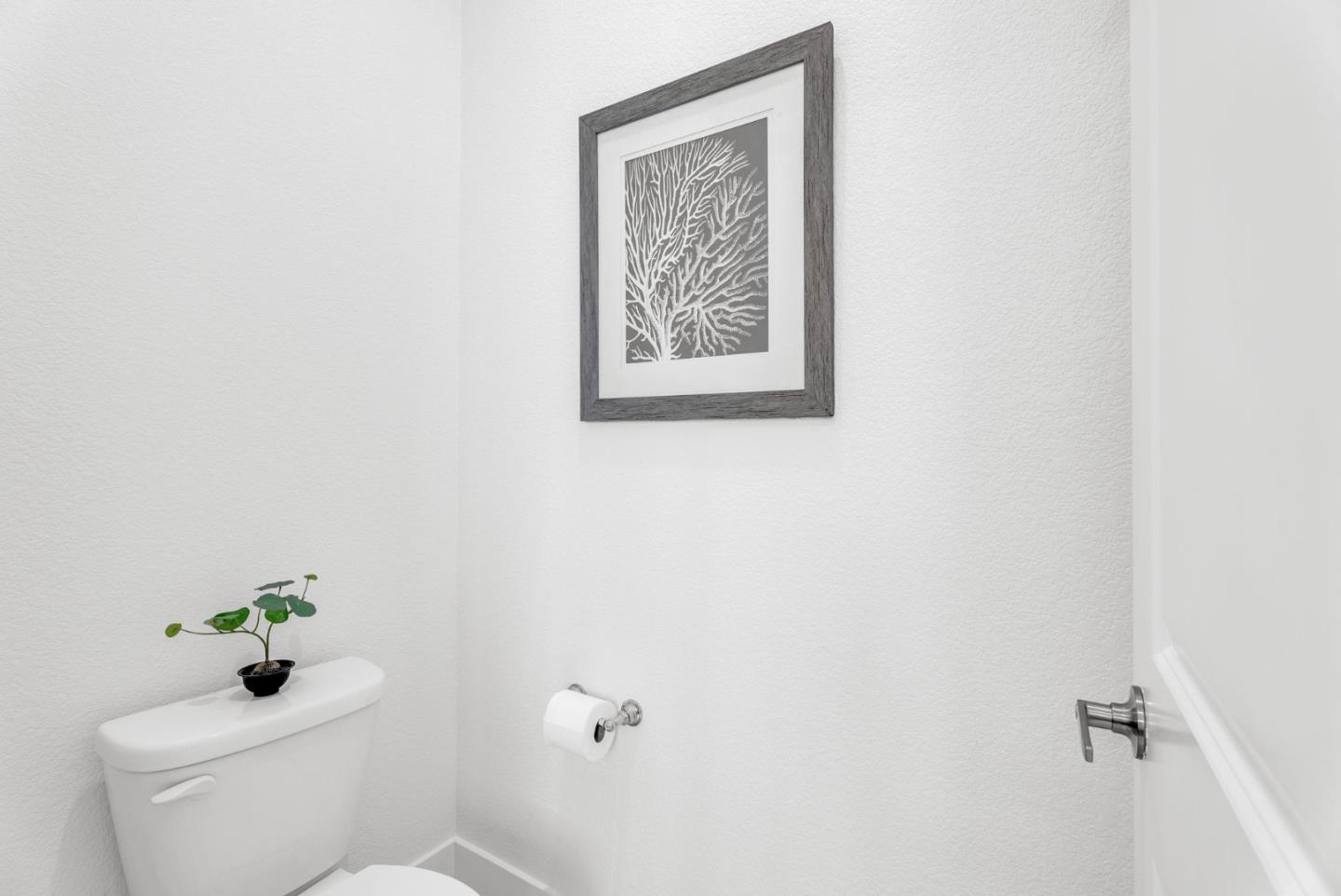 Detail Gallery Image 39 of 45 For 17156 Kestrel Ct, Lathrop,  CA 95330 - 3 Beds | 2/1 Baths