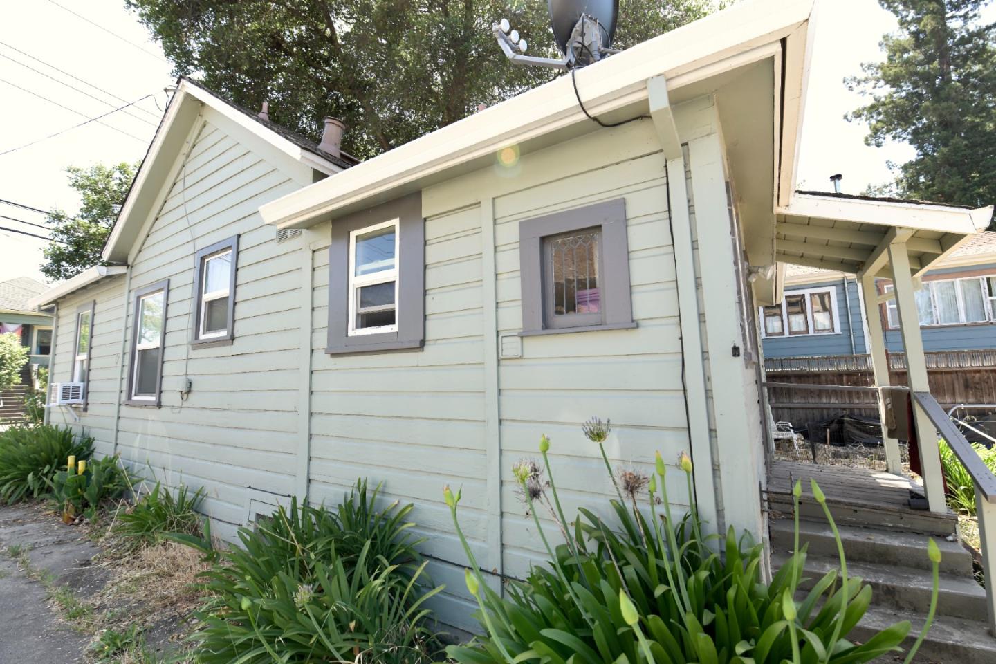 Detail Gallery Image 11 of 14 For 715 Tupper St, Santa Rosa,  CA 95404 - 2 Beds | 1 Baths