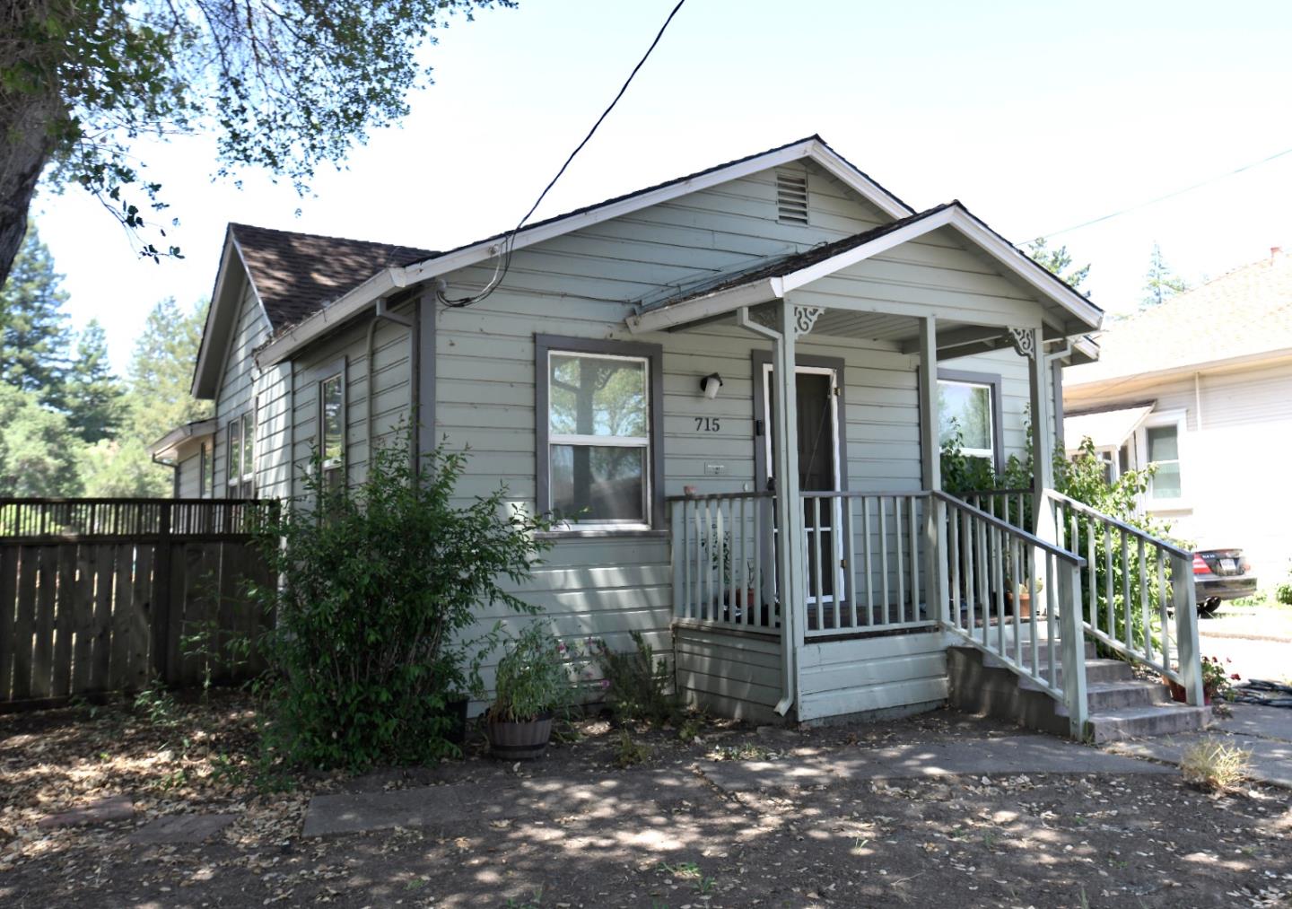 Detail Gallery Image 9 of 14 For 715 Tupper St, Santa Rosa,  CA 95404 - 2 Beds | 1 Baths