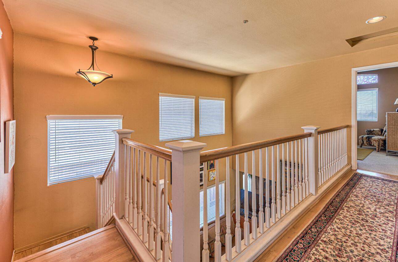 Detail Gallery Image 22 of 38 For 18193 Stonegate Ct, Salinas,  CA 93908 - 3 Beds | 2/1 Baths