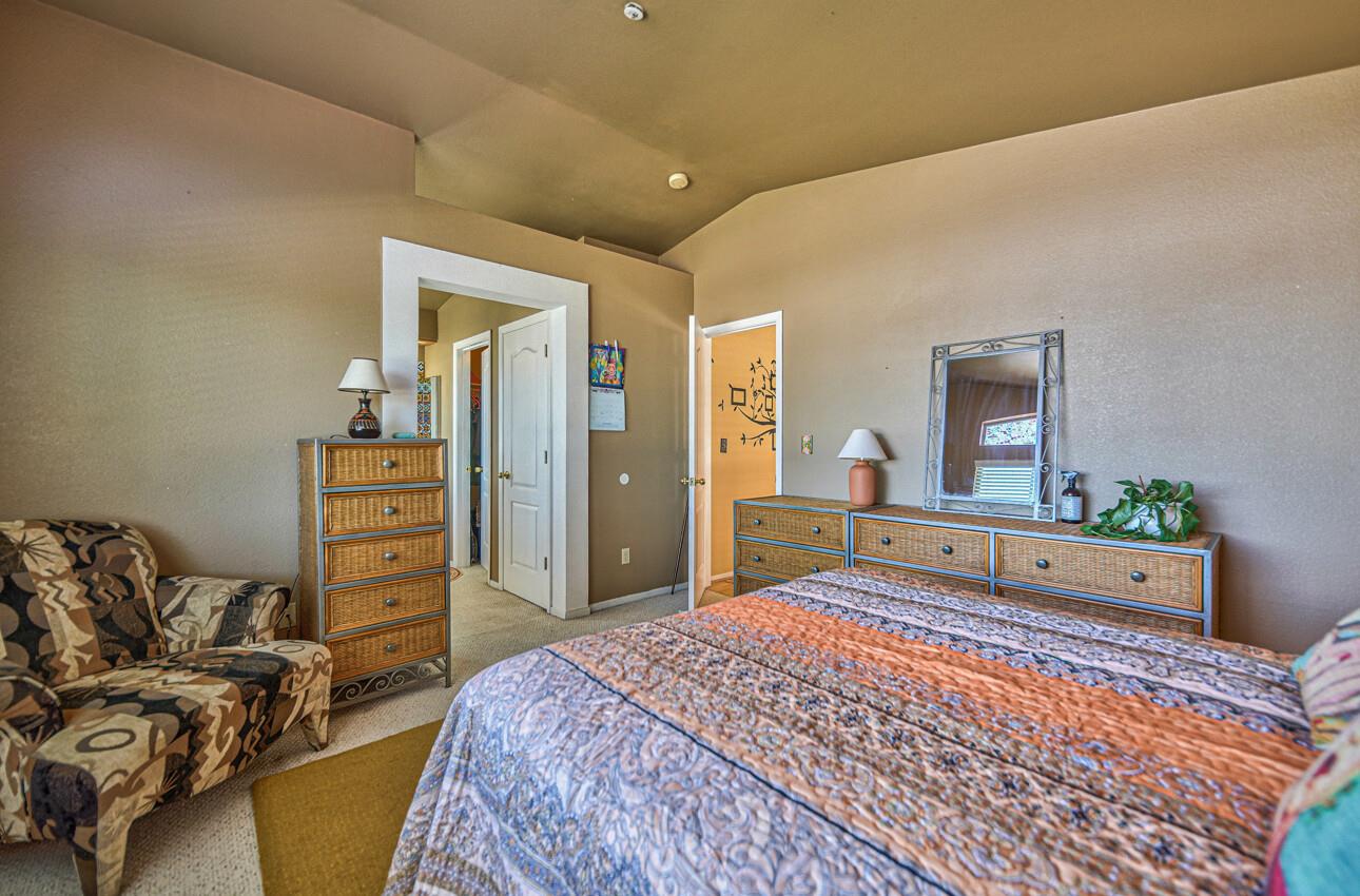 Detail Gallery Image 27 of 38 For 18193 Stonegate Ct, Salinas,  CA 93908 - 3 Beds | 2/1 Baths