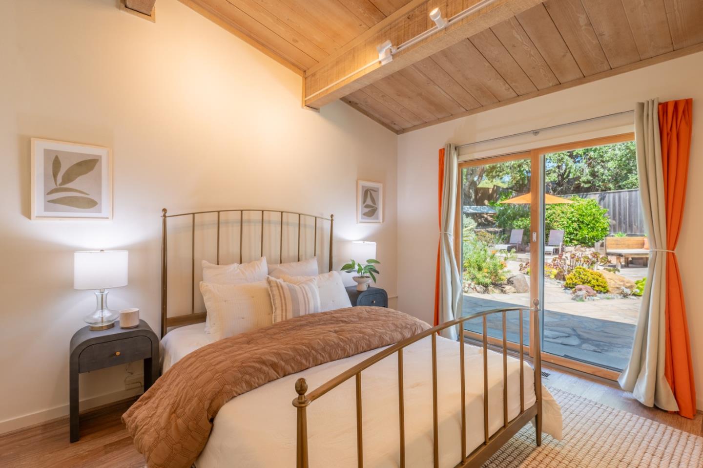 Detail Gallery Image 19 of 32 For 35 Lilac Ln, Carmel Valley,  CA 93924 - 3 Beds | 2 Baths