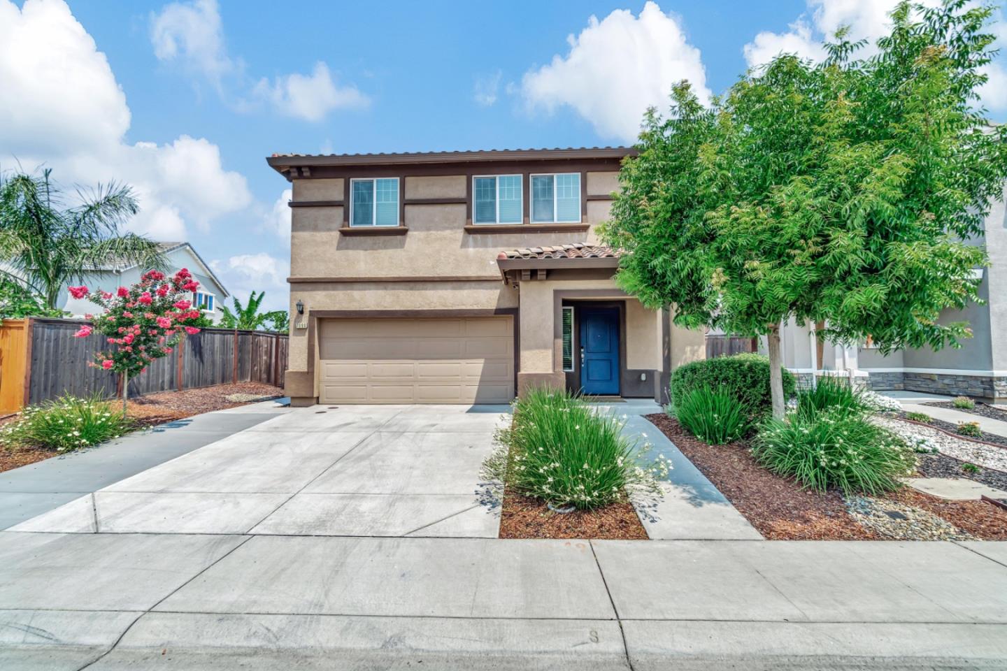 Detail Gallery Image 1 of 50 For 7096 Corvus Cir, Roseville,  CA 95747 - 3 Beds | 2/1 Baths