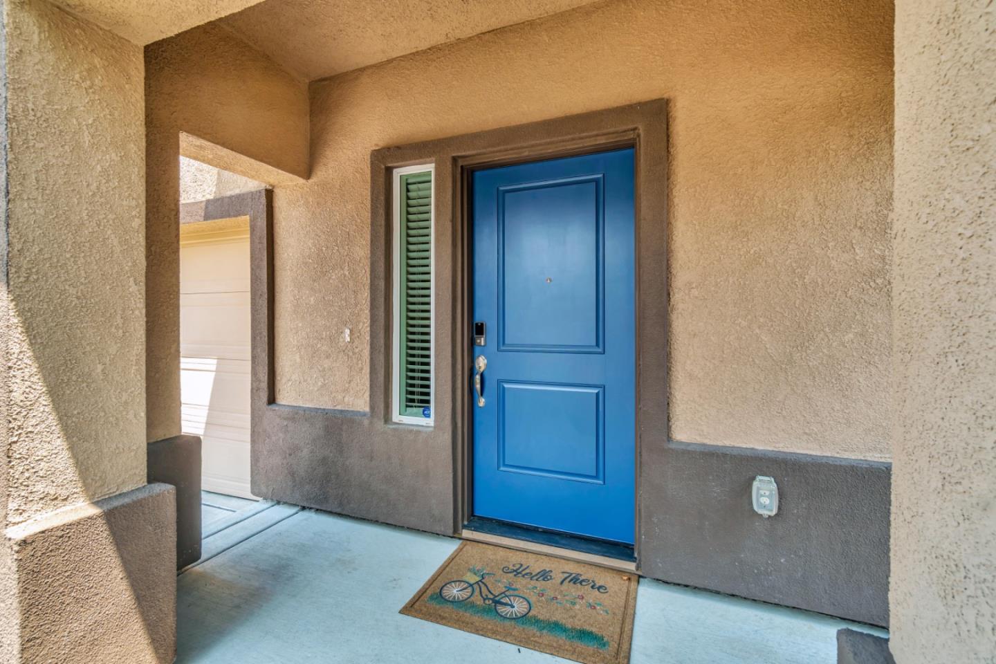 Detail Gallery Image 4 of 50 For 7096 Corvus Cir, Roseville,  CA 95747 - 3 Beds | 2/1 Baths