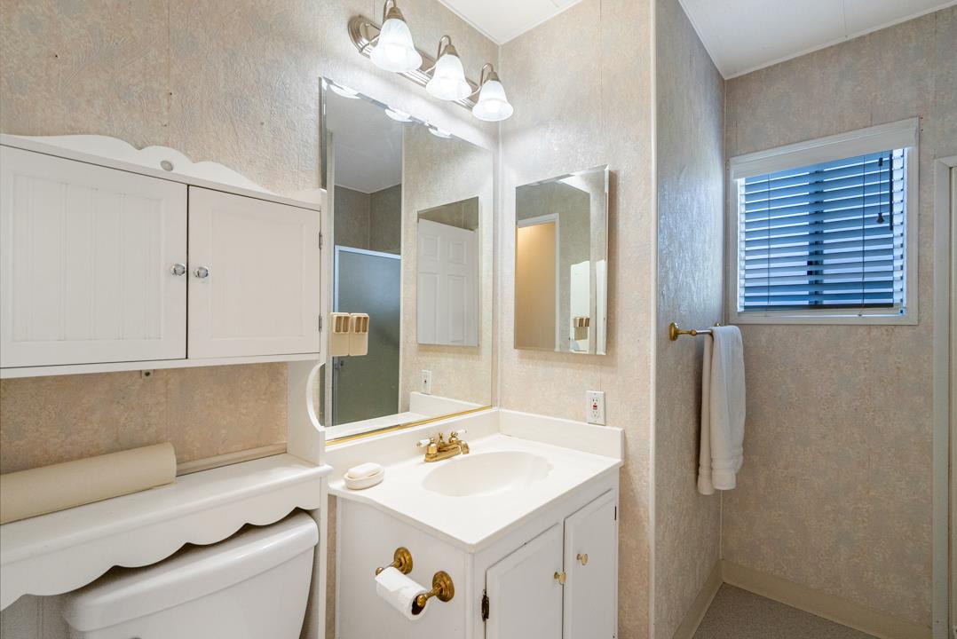 Detail Gallery Image 23 of 27 For 690 Persian Dr #25,  Sunnyvale,  CA 94089 - 2 Beds | 2 Baths