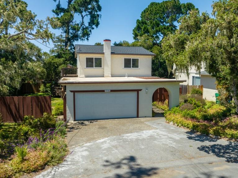 Detail Gallery Image 9 of 63 For 1336 Lawton Ave, Pacific Grove,  CA 93950 - 3 Beds | 2 Baths