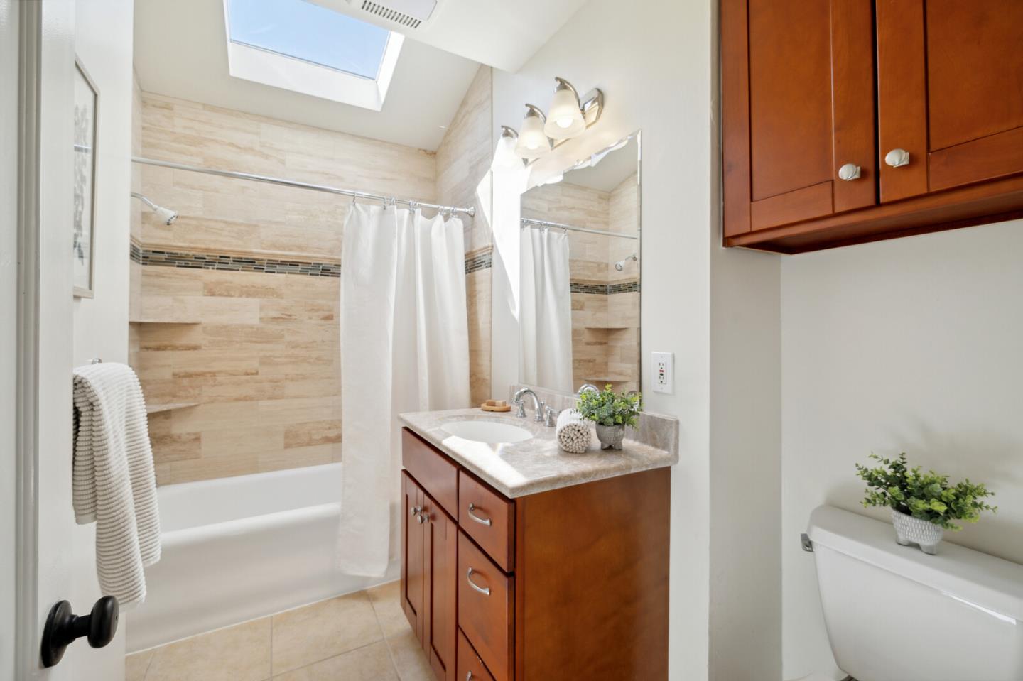 Detail Gallery Image 20 of 48 For 153 16th Ave, San Mateo,  CA 94402 - 3 Beds | 2 Baths