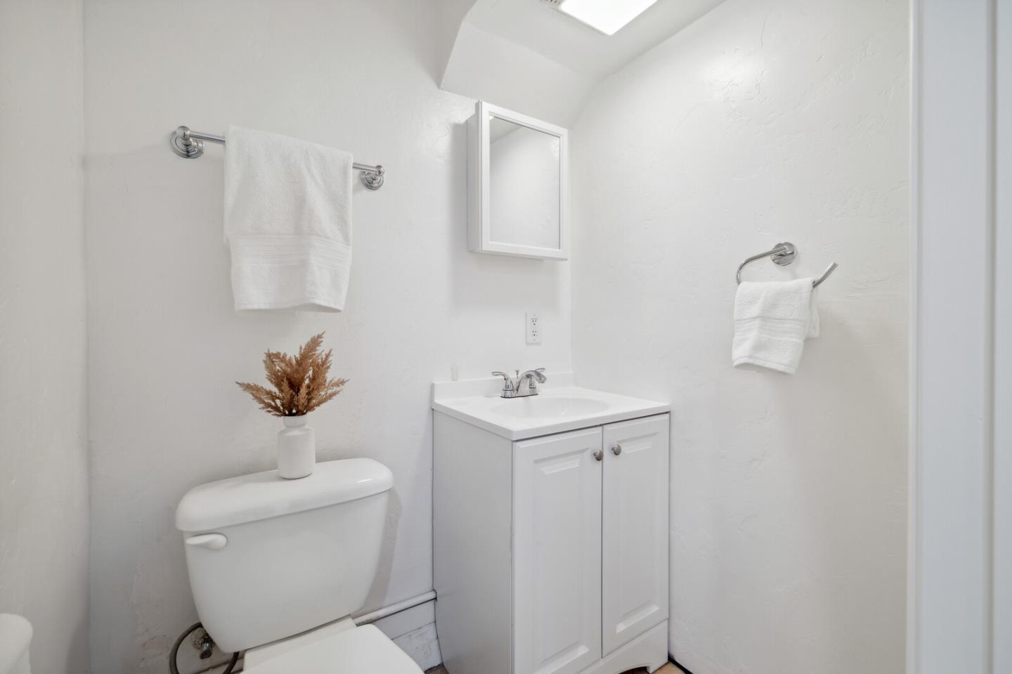 Detail Gallery Image 24 of 48 For 153 16th Ave, San Mateo,  CA 94402 - 3 Beds | 2 Baths