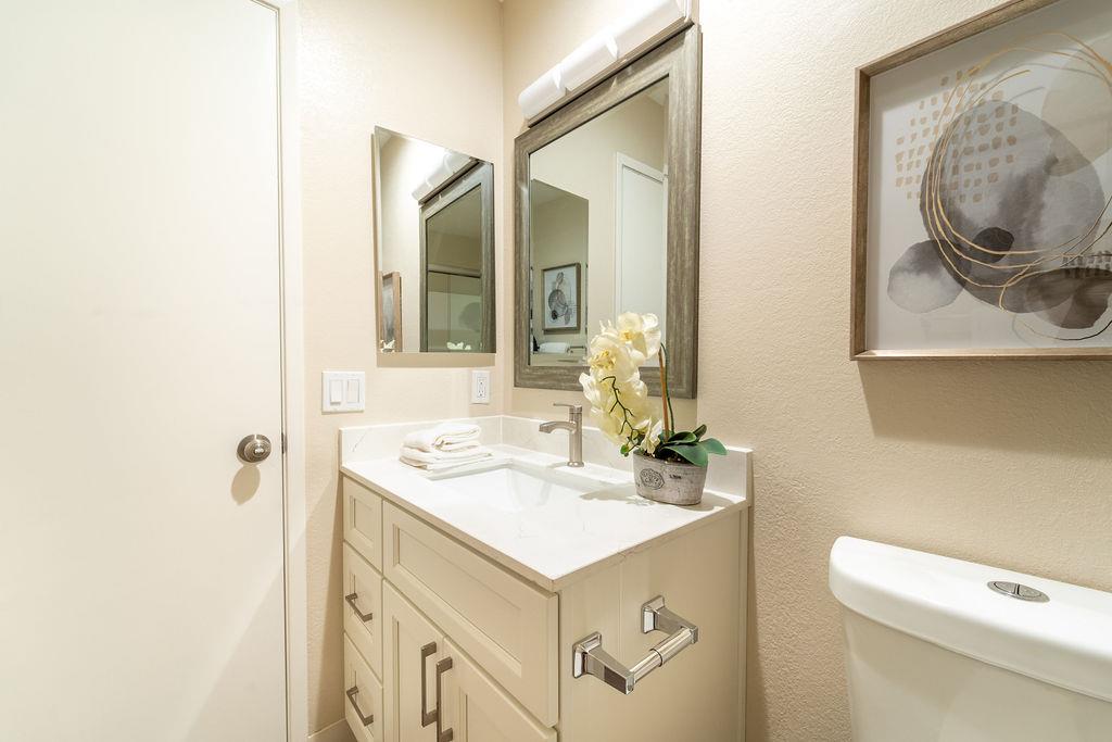 Detail Gallery Image 18 of 44 For 1005 Golf Course Dr, Rohnert Park,  CA 94928 - 2 Beds | 1/1 Baths