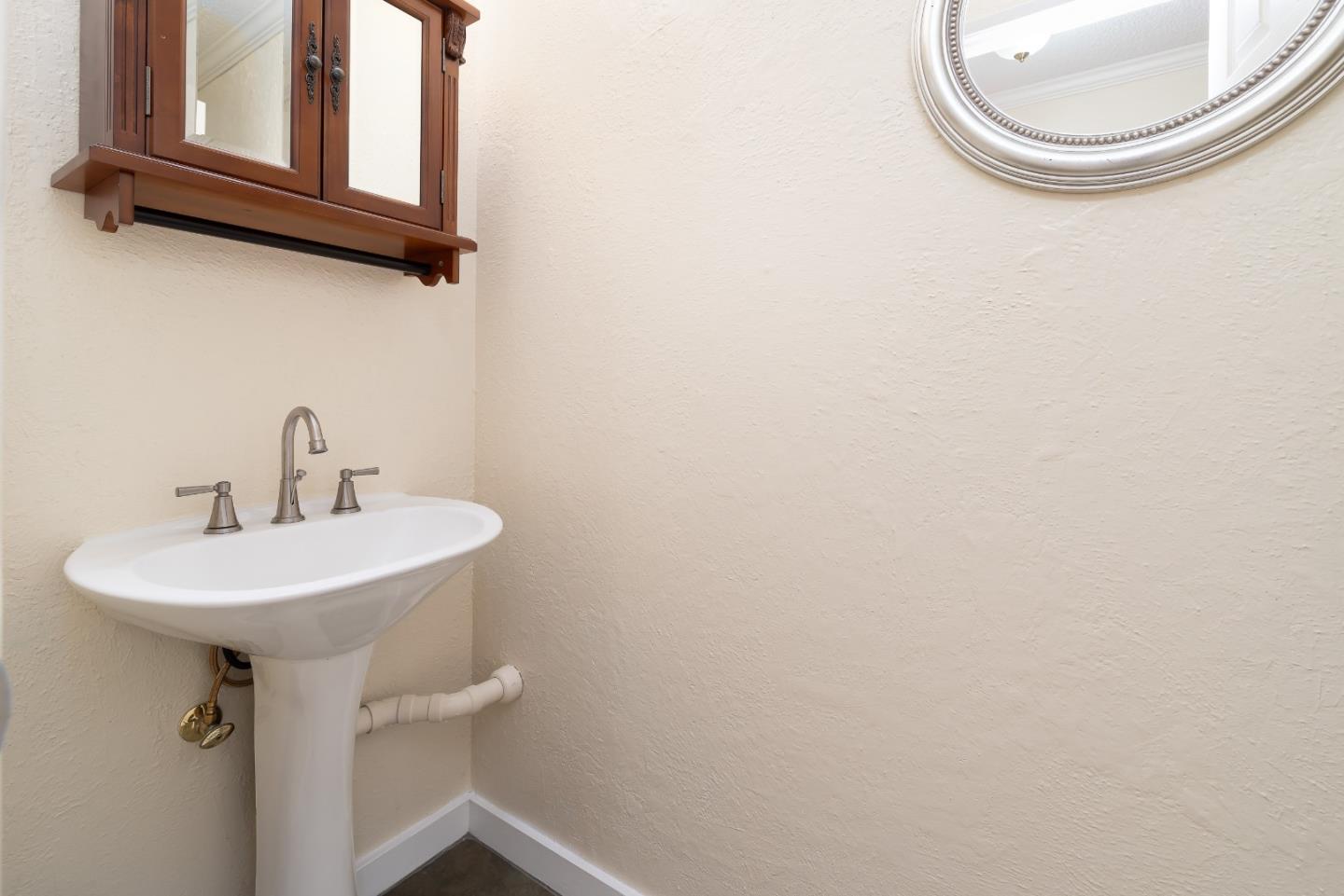 Detail Gallery Image 17 of 40 For 830 Balboa Ln, Foster City,  CA 94404 - 3 Beds | 2/1 Baths