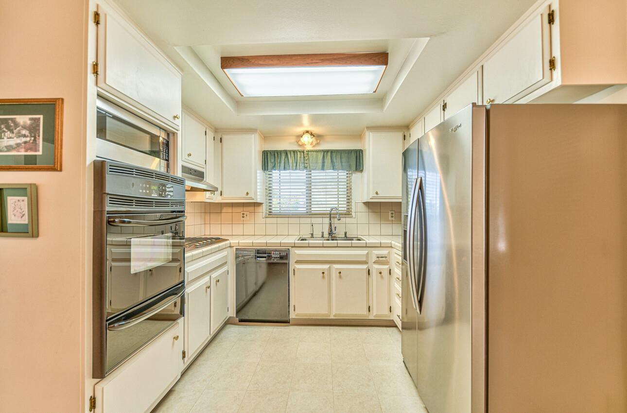 326 Parson Cir, Marina, CA 93933 photo 17